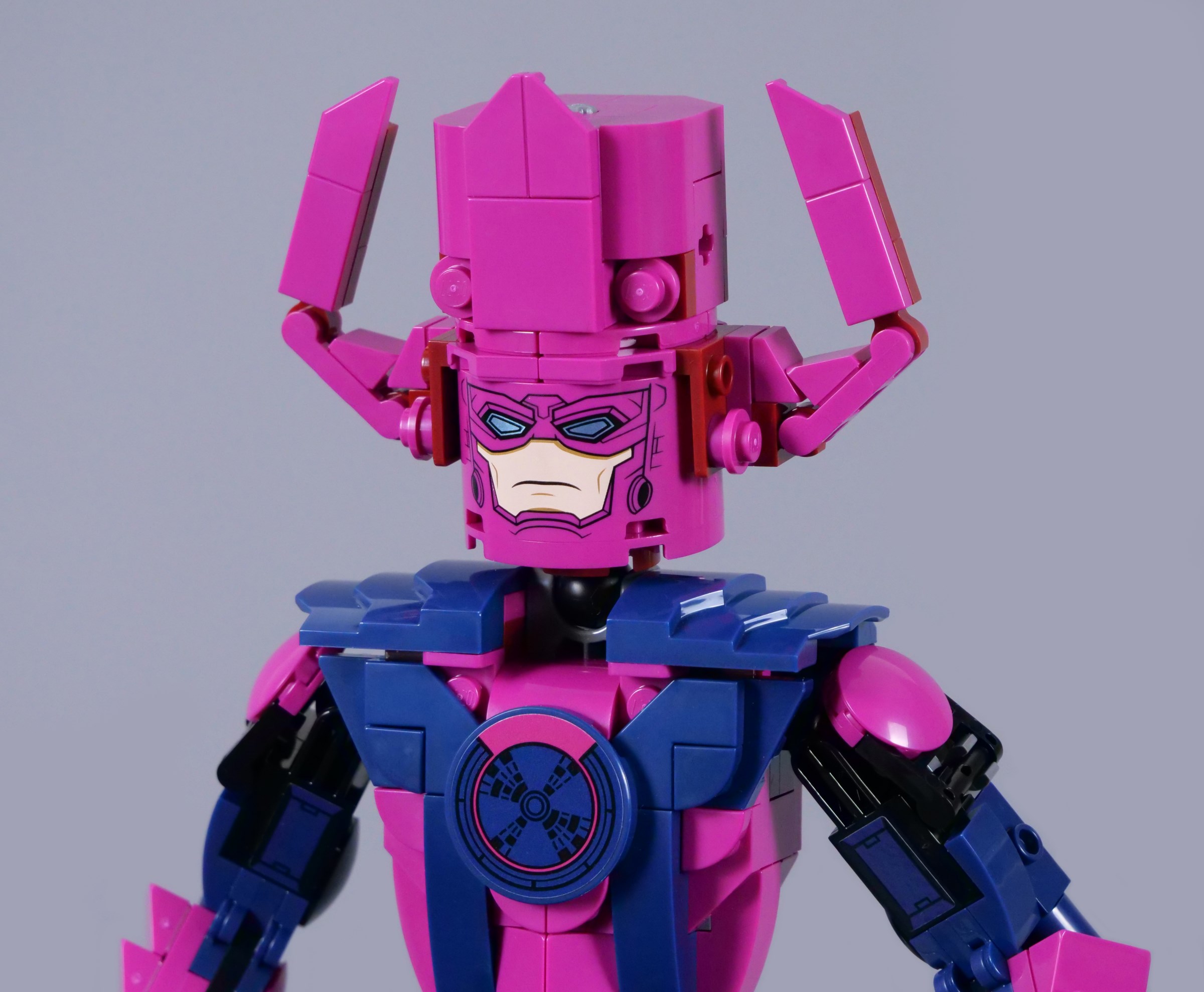 LEGO Marvel Super Heroes 76316 Fantastic Four vs. Galactus